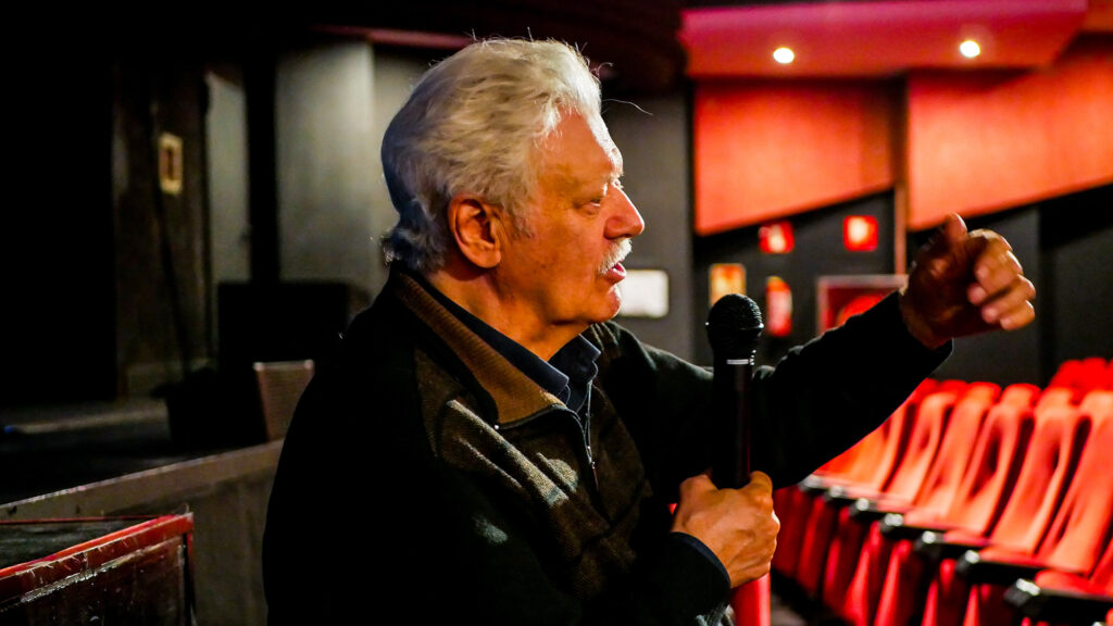El director Mario Gas en un momento de la presnetación de su obra "Todos Pájaros" en el Teatre Apolo (2025)