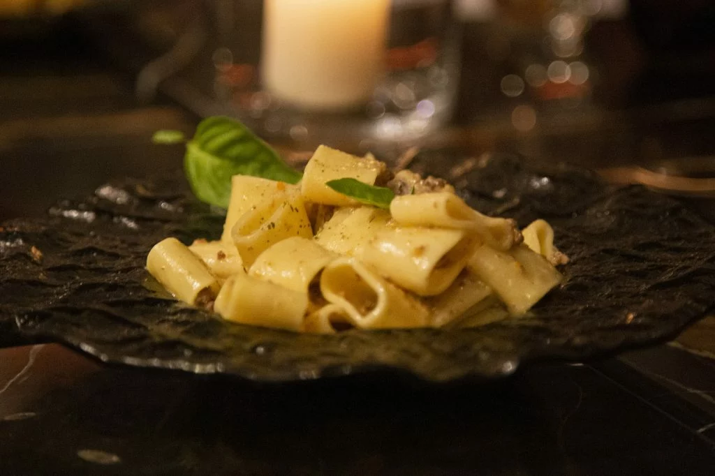 Calamarata alla bolognese bianca