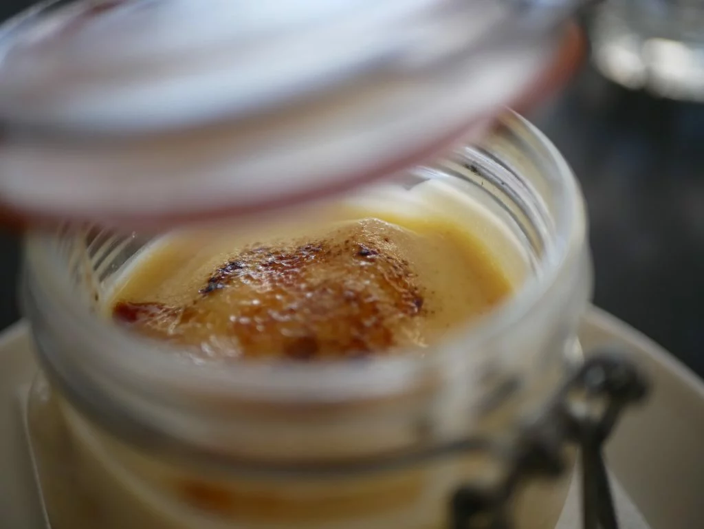 Tiramisú de crema catalana
