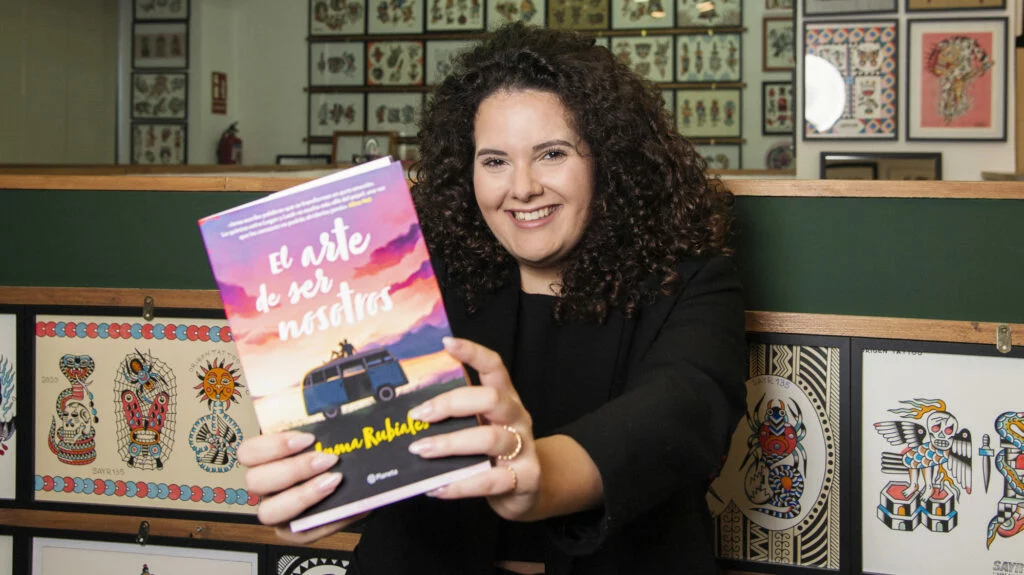 La escritora Inma Rubiales. Fotografía de Carlos Ruiz
