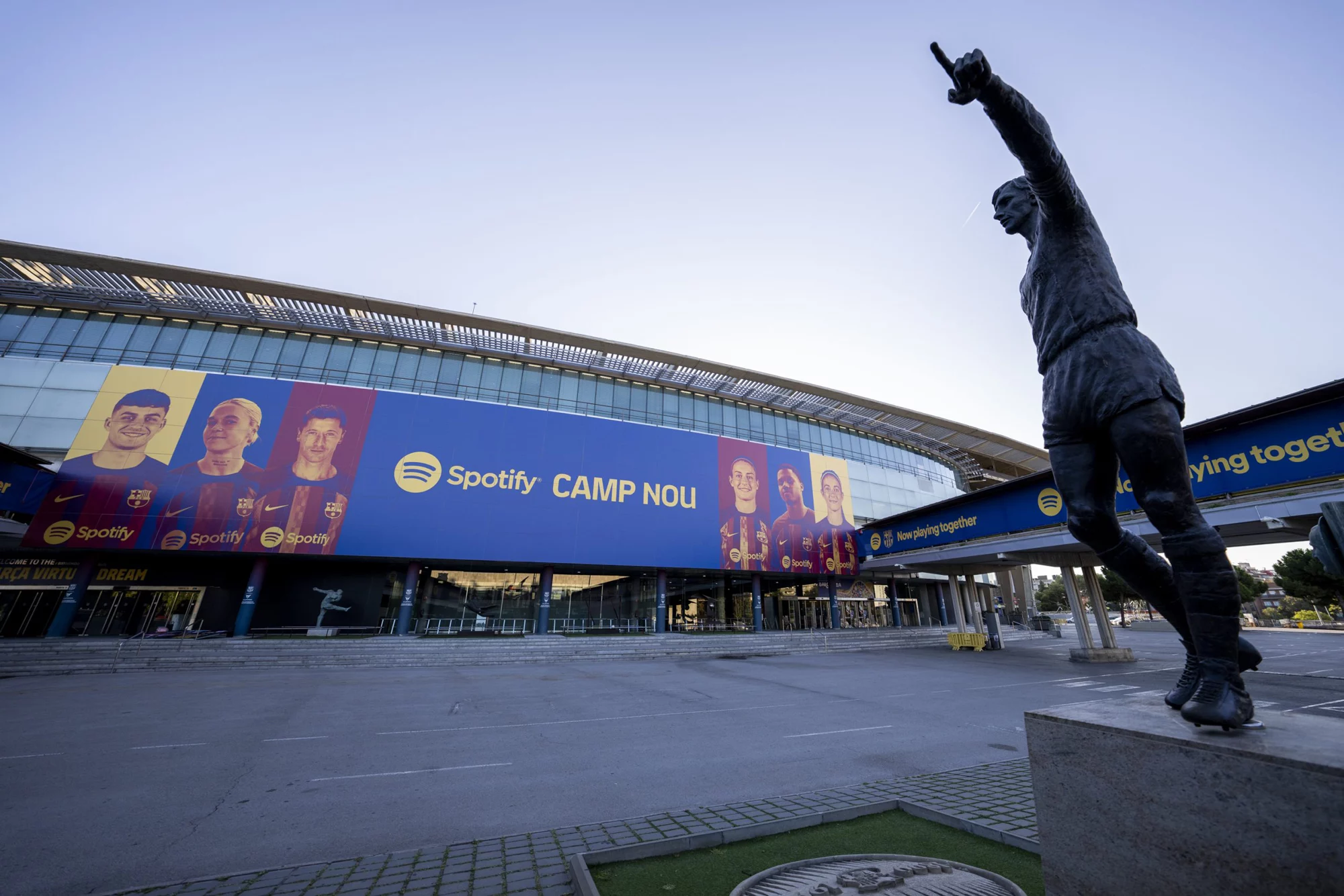 Imagen promocional del acuerdo de patrocinio entre Spotify y el FCB Barcelona