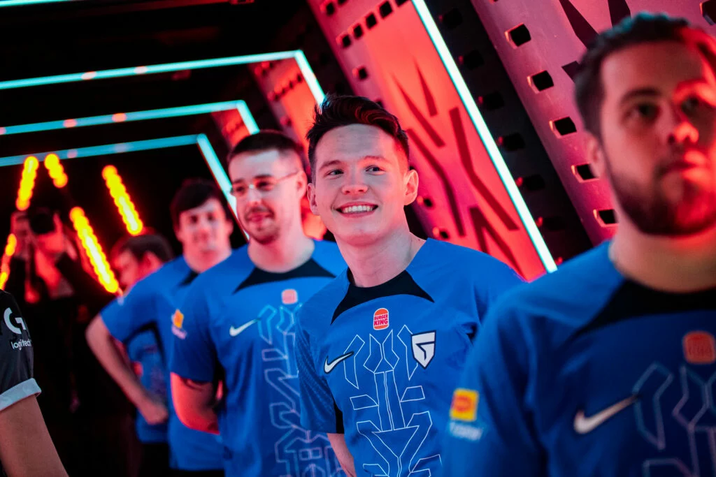 El equipo, antes de salir al estadio de Berlín (autor: Hara Amorós / Riot Games / LVP / lag.)