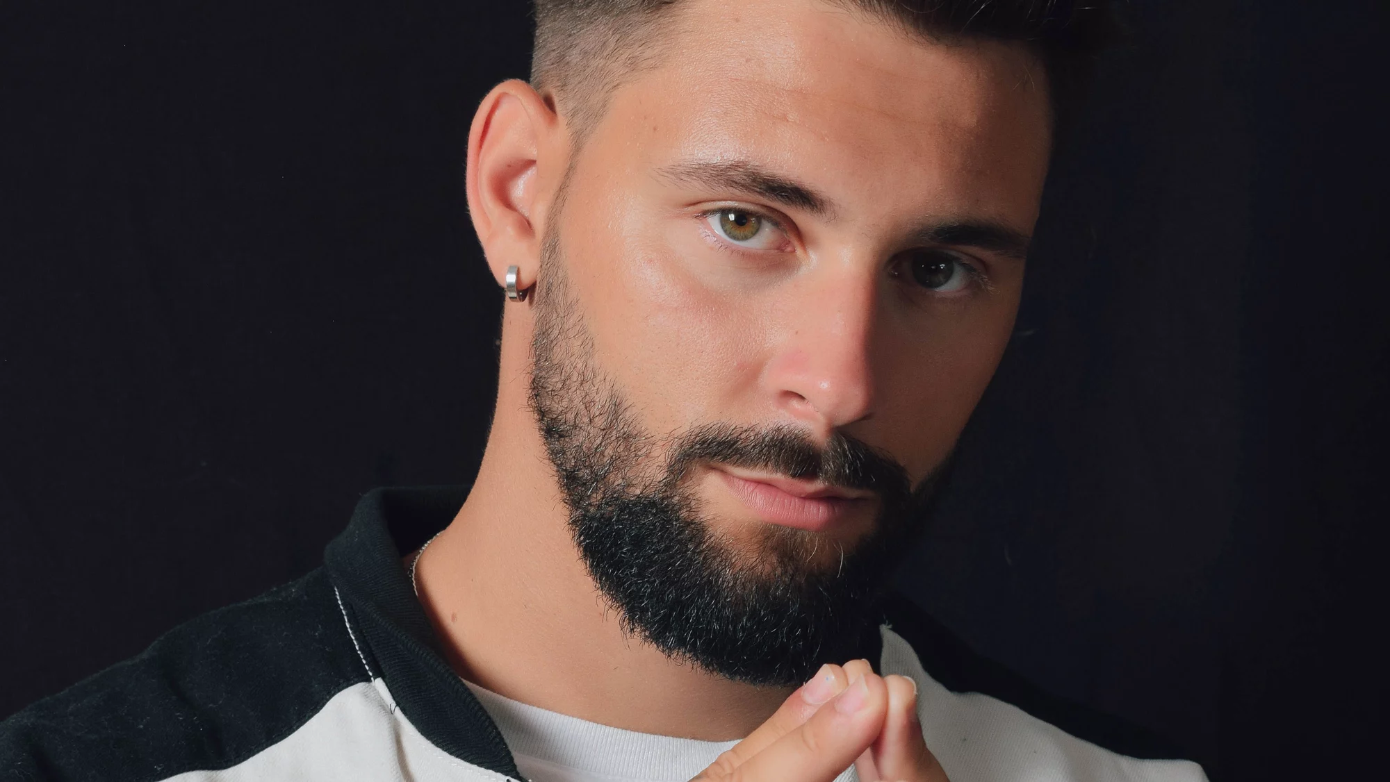 J Kbello