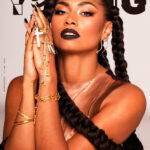 Portada de Nia en Revista YOUNG España