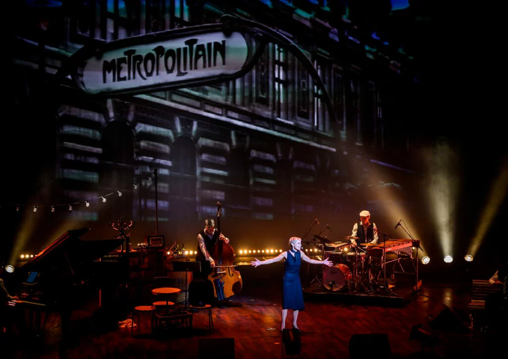 Piaf the show