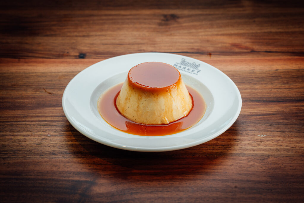 El mejor flan del mundo con vainilla. Propuesta de Jordi Artal para el Time Out Market.