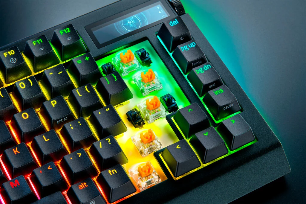 RAZER BLACKWIDOW V4 PRO 75%
