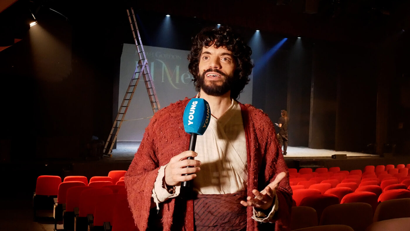 Fede Salles da vida a Rob J. Cole en el "El Médico el musical"