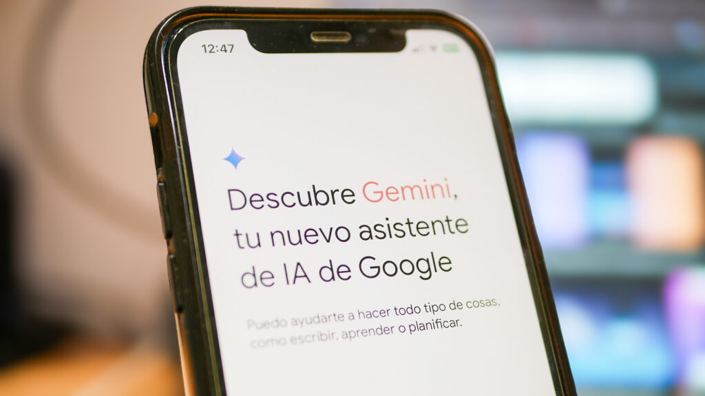 Probando el nuevo Gemini en un dispositivo iPhone