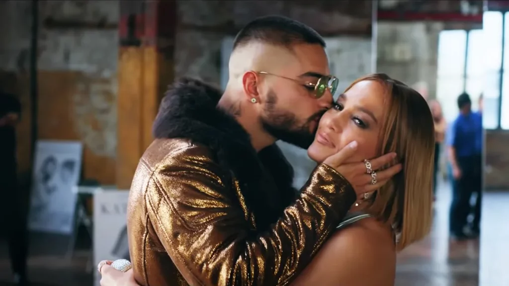 Maluma junto a Jennifer Lopez protagonizaban esa película llamada "Marry Me"