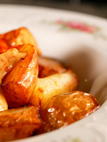 Bravas con alioli de sobrasada del Restaurante Na Midona
