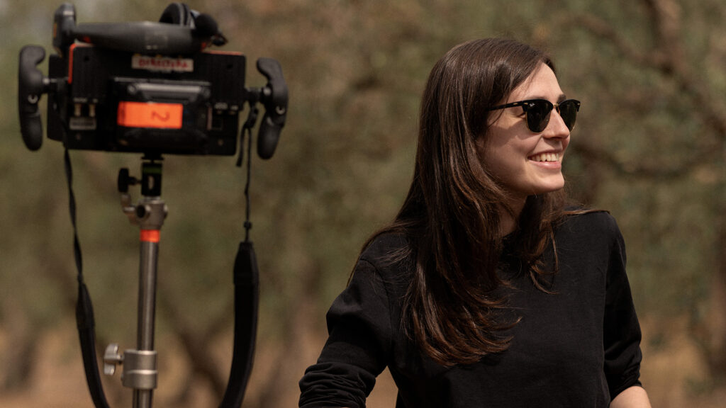 La directrora Sandra Romero en un momento de la producción de "Por donde pasa el silencio"