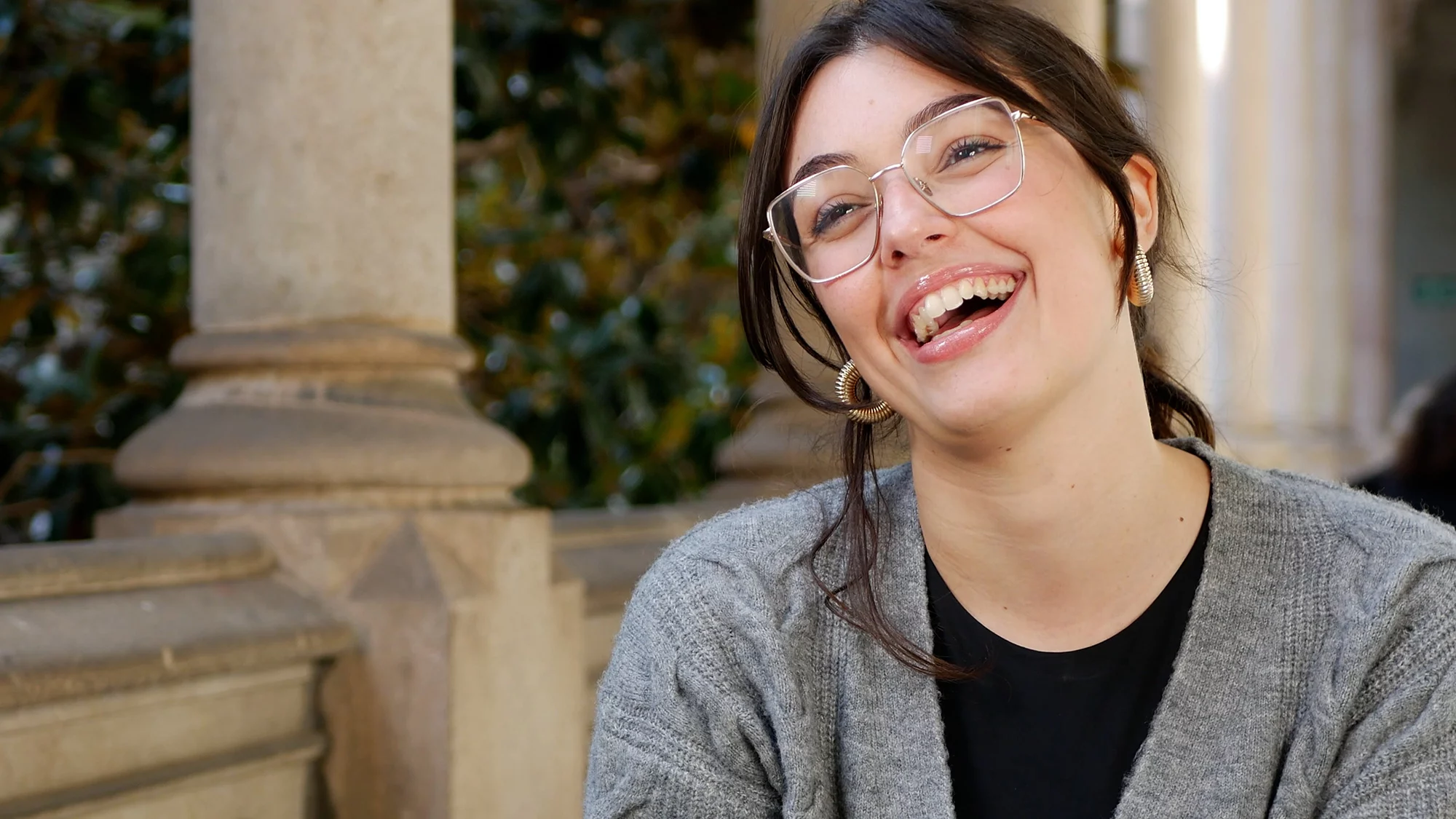 La autora Carla Martí en un momento en el encuentro con la Revista YOUNG