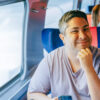Man Hoh Tang en un tren de OUIGO. Fotografía de Isabel Fdez.-Pacheco