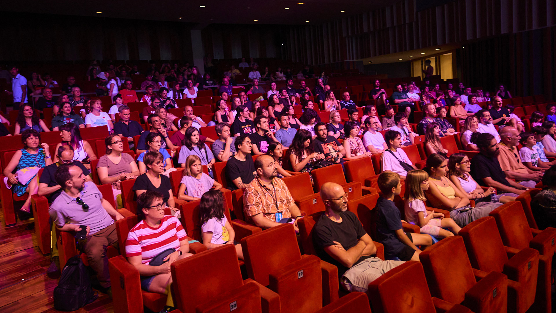 Espectadores del Asian Film Festival (Les Nits). Fotografía de Ivan Font