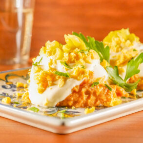BAR RESOLIS | Huevos rellenos de atún
