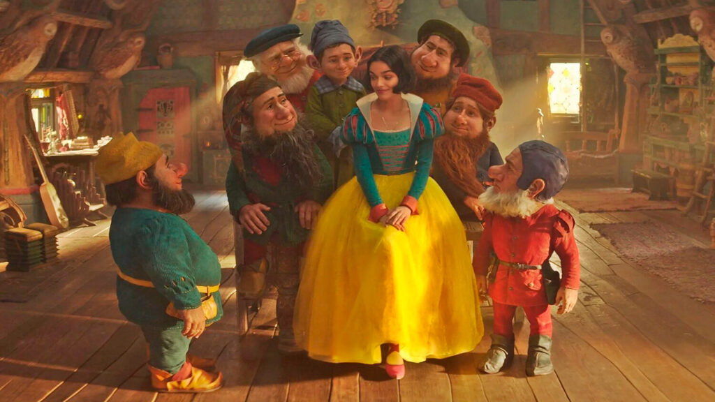 El live action de 'Blancanieves" fue estrenado recientemente y también se hundió en la plataforma