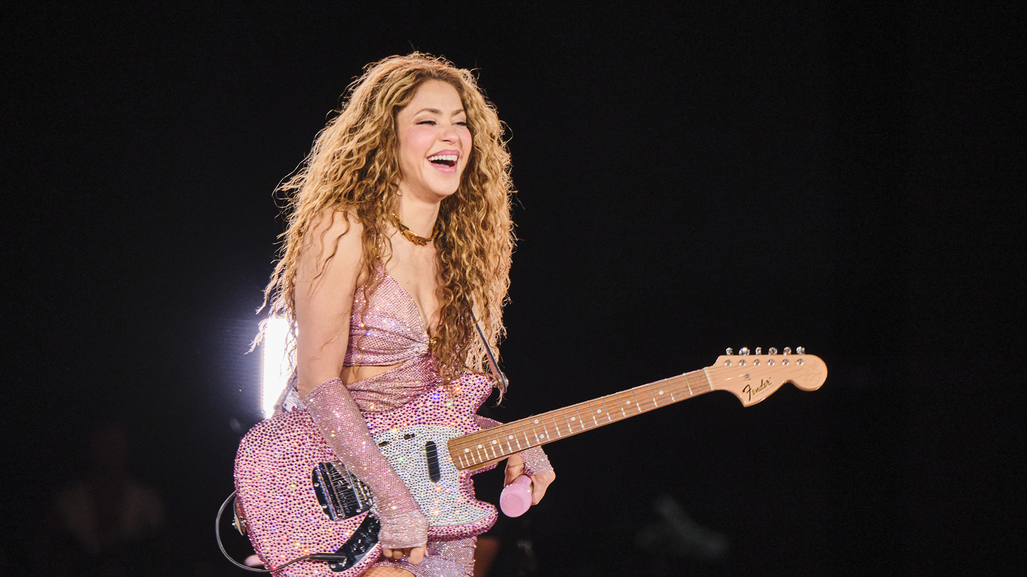 Shakira sobre el escenario. Fotografía de Liliana Estrada