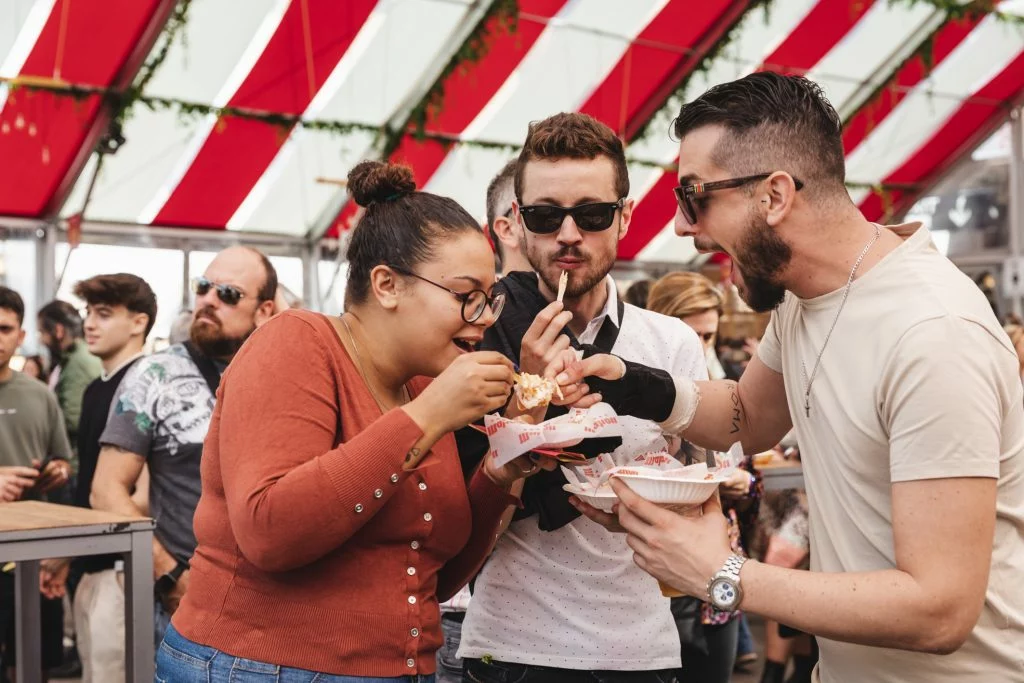 Bravas Fest Poble espanyol