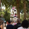 Durante el anuncio, un castillo formado por personas, típico de la tradición catalana, se alzó como homenaje a la cultura catalana