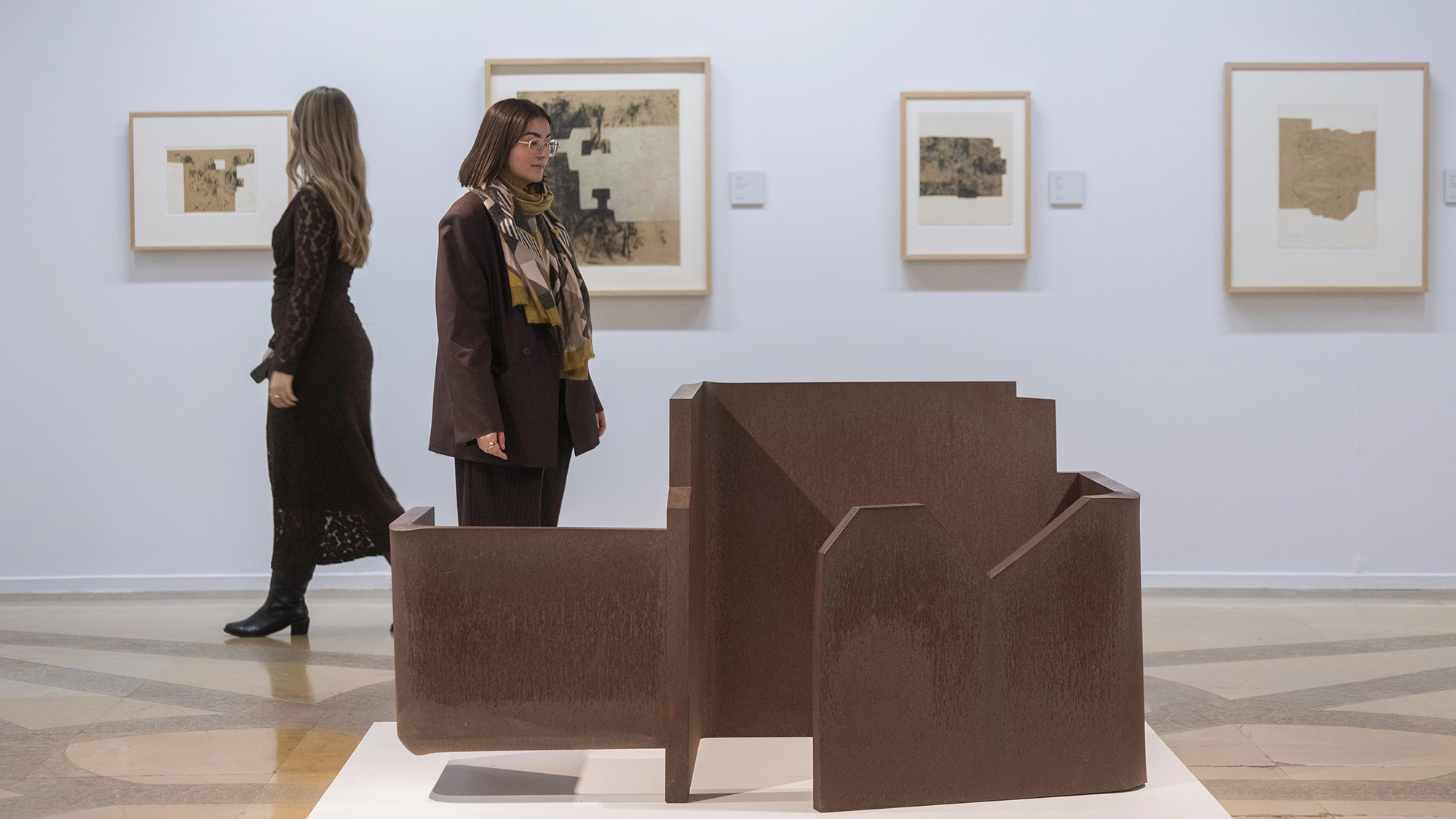 Visita exposición Chillida. Fotografía de Chus Marchador