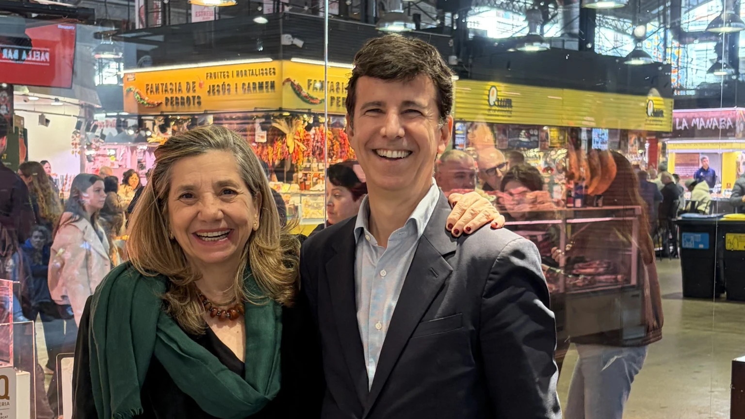 El presidente de La Boqueria, Jordi Mas, y la presidenta del Ateneu Barcelonès, Isona Passola.