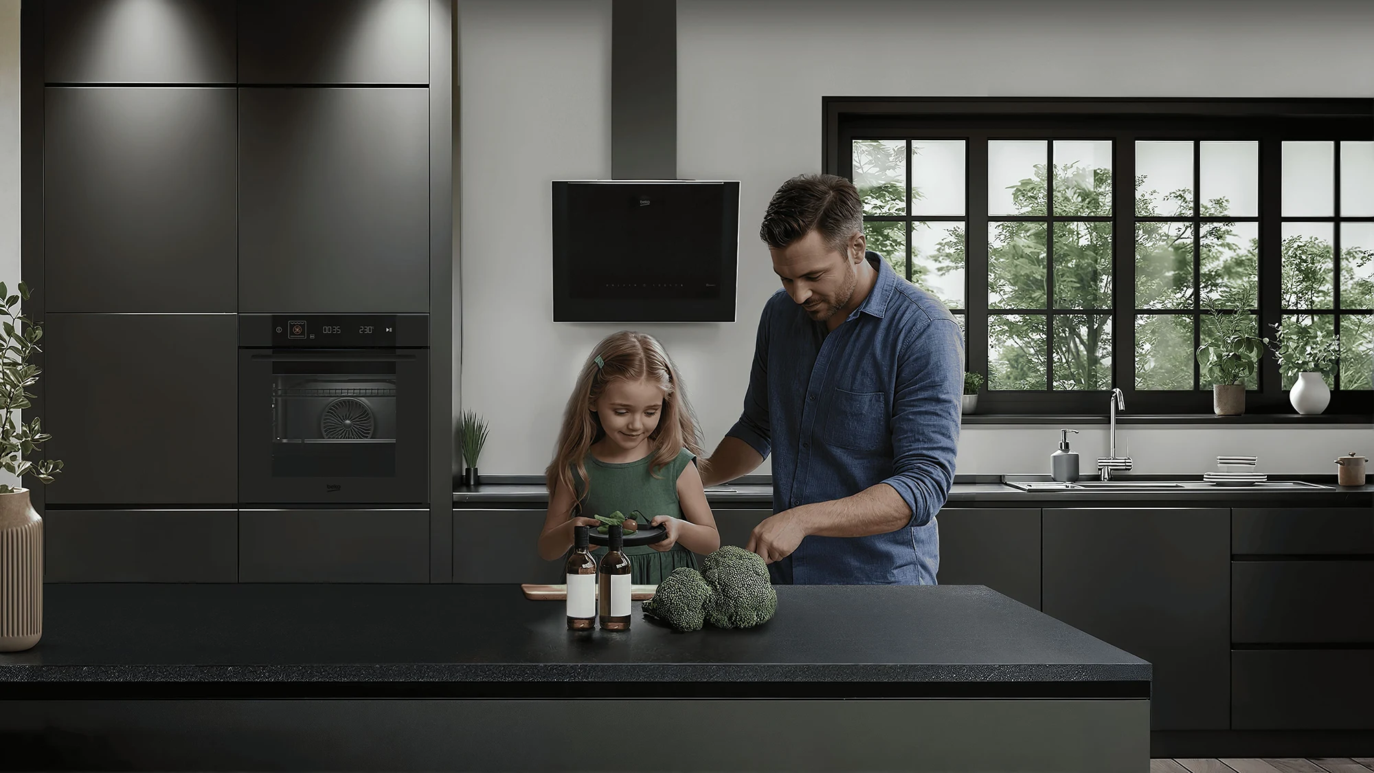 Padre e hija en una cocina con electrodomésticos Beko