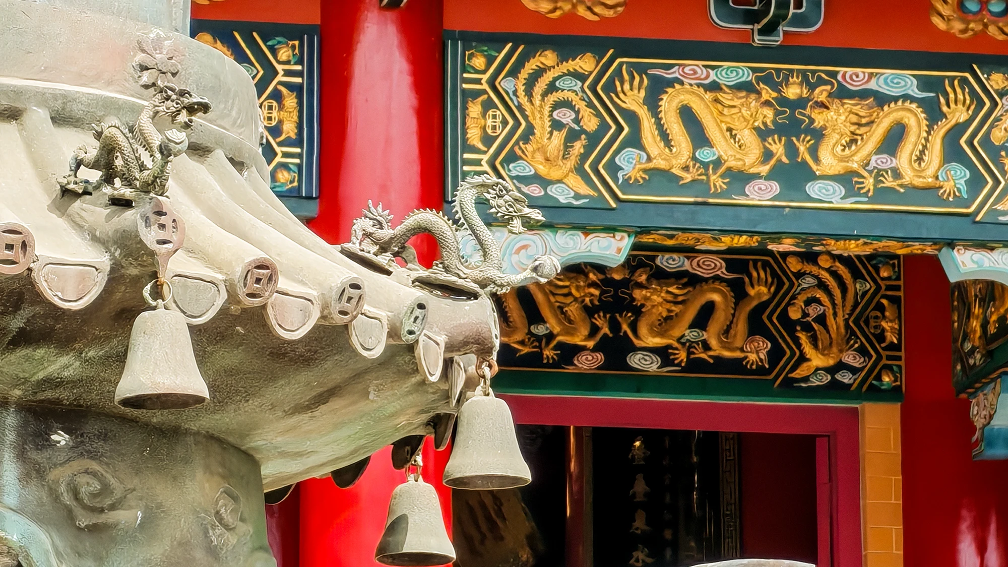 Templo taoísta Wun Chuen Sin Koon, uno de los espacios espirituales más emblemáticos de Hong Kong.