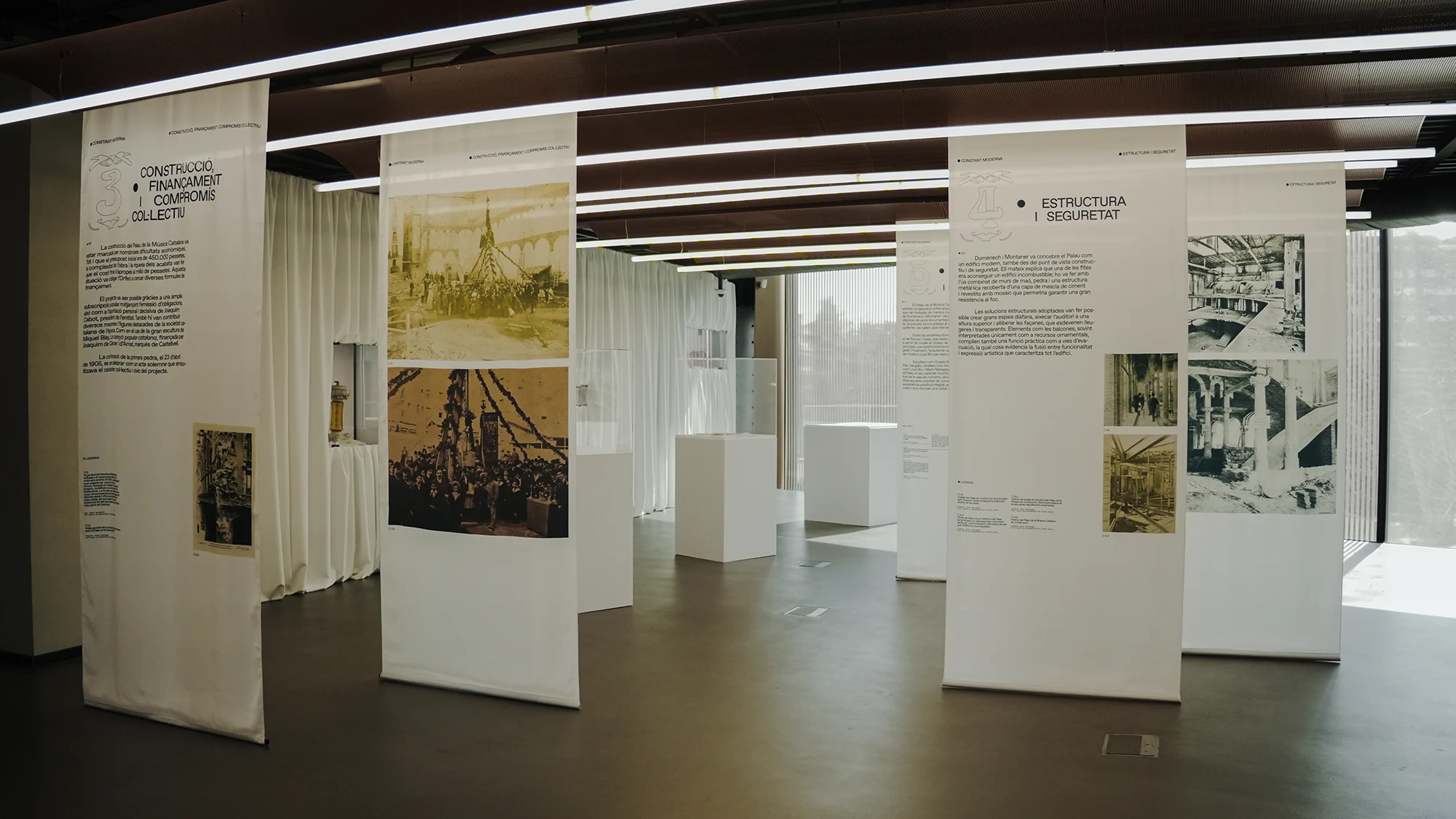 Vista de los paneles informativos