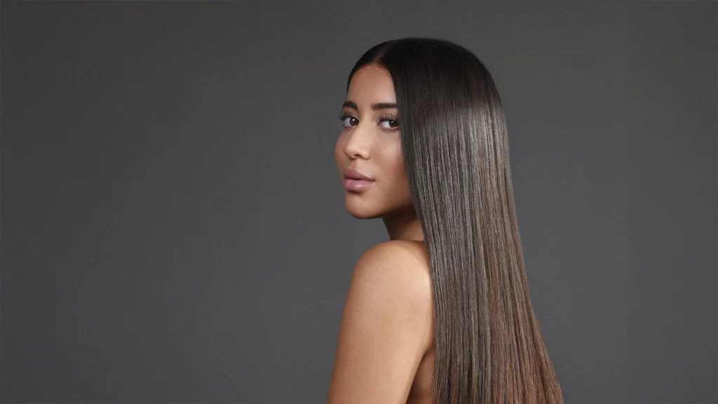 Imagen de modelo mostrando una luminosa cabellera