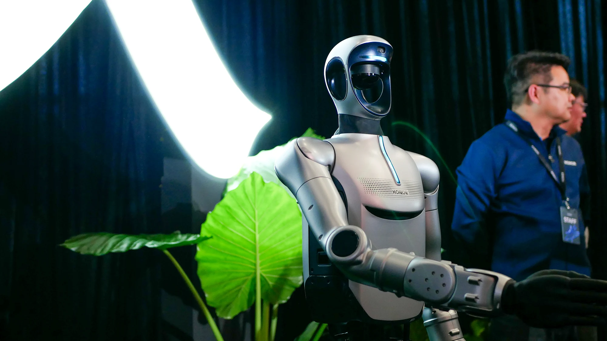 HONOR Robot humanoide