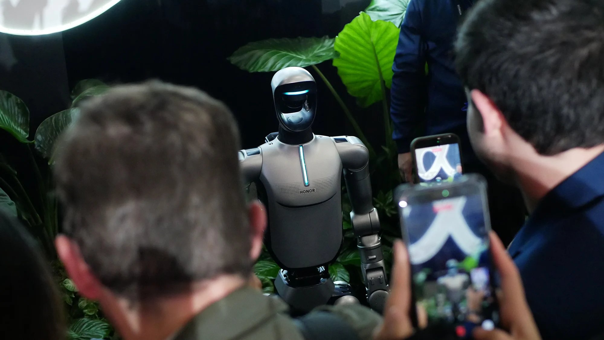 HONOR Robot humanoide