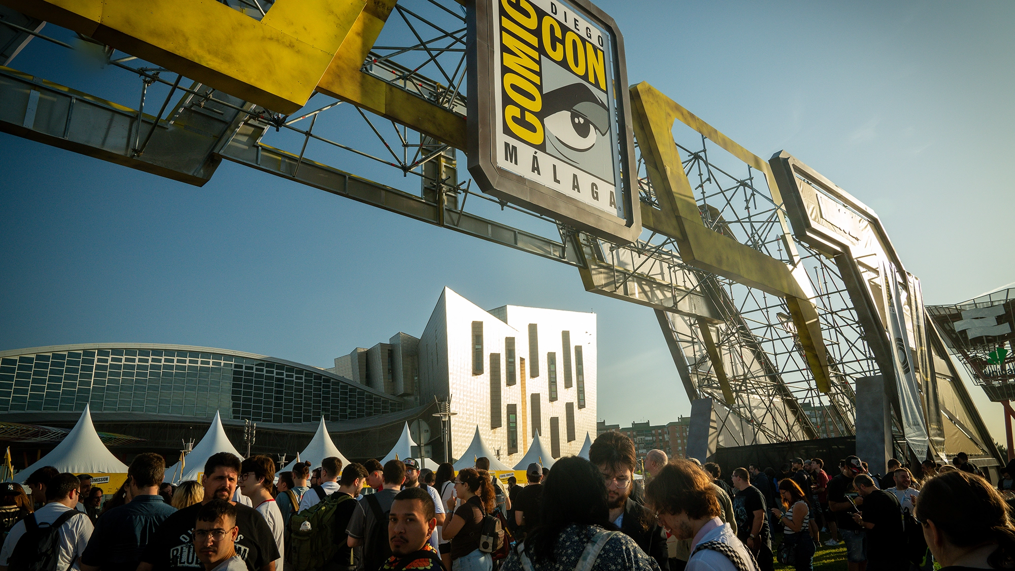 Puerta de entrada a uno de los escenarios de la San Diego Comic-Con Málaga 2025