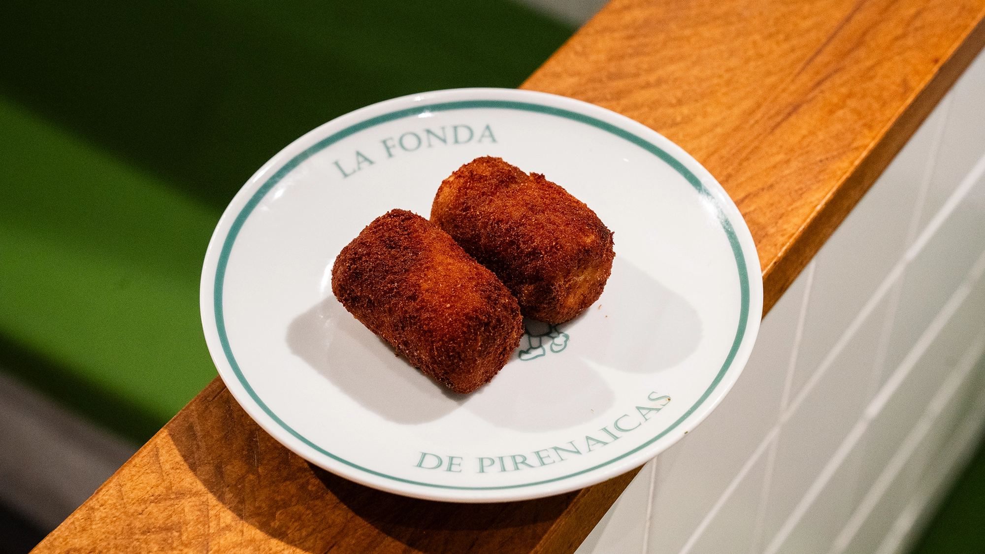 Croquetas de gamba roja de la Bodega Borràs