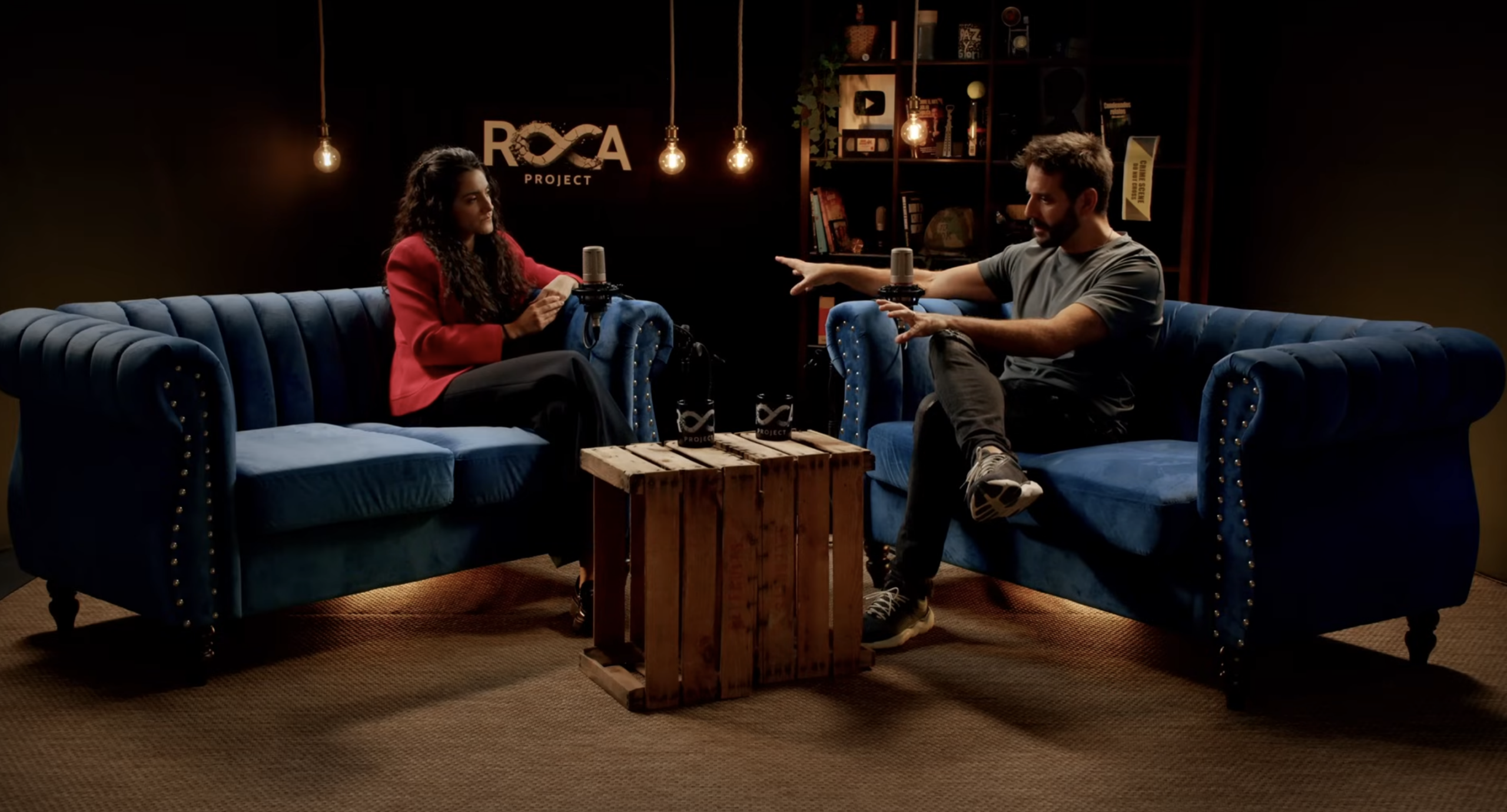 Imagen de una entrevista en el podcast "La Roca Project"