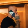 El productor y cantante J Balvin en una imagen promocional de Motorola