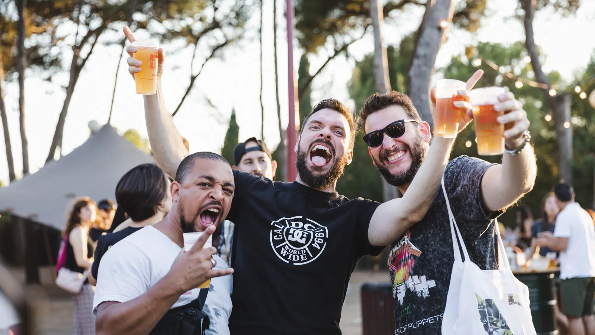 'Nits en Viu' en el Poble Espanyol, imagen de la fiesta Rock
