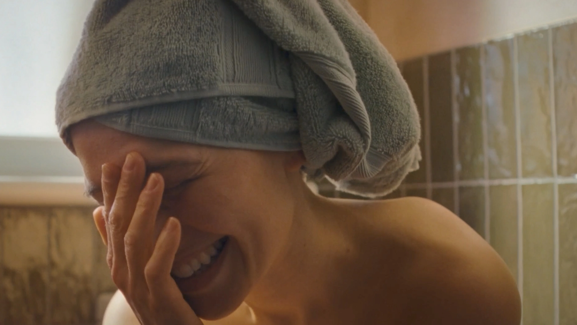 Fotograma del cortometraje "Headscarf"