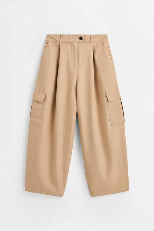 Pantalón cargo de vestir (25,99 €)